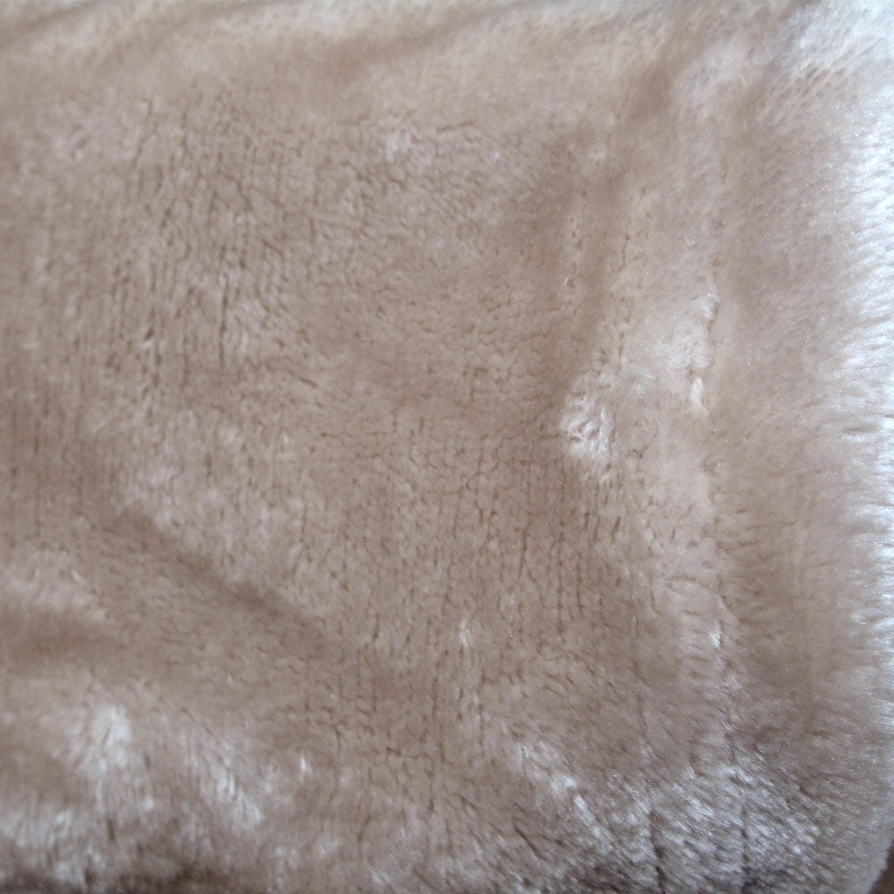 Lucia Luxury Plush Throw - Stone